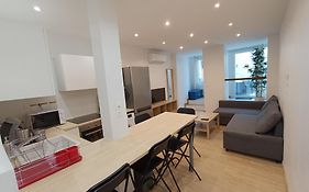 T3 Renove Avec Cour, Intra Muros Avignon