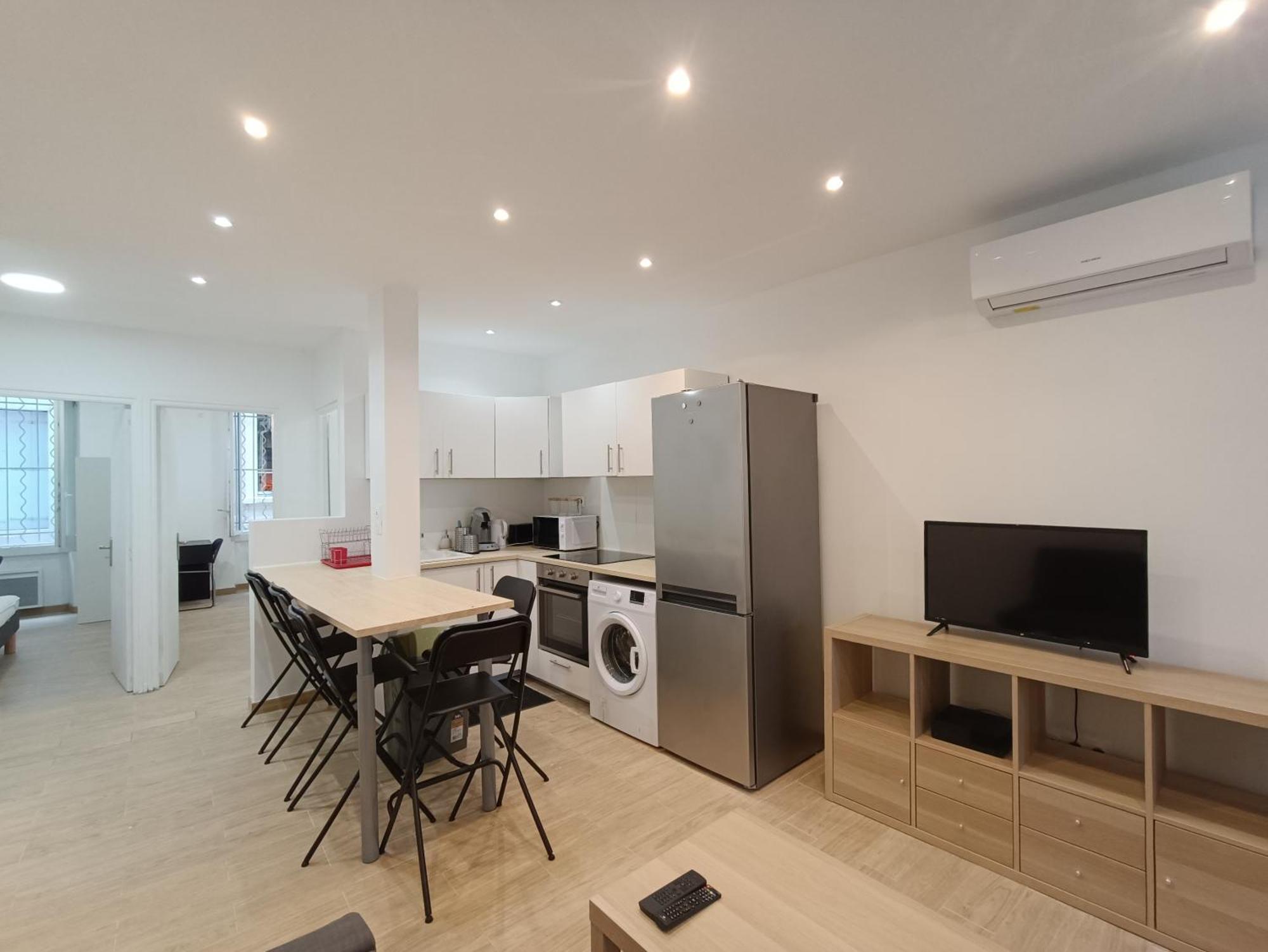 T3 Renove Avec Cour, Intra Muros Avignon Extérieur photo
