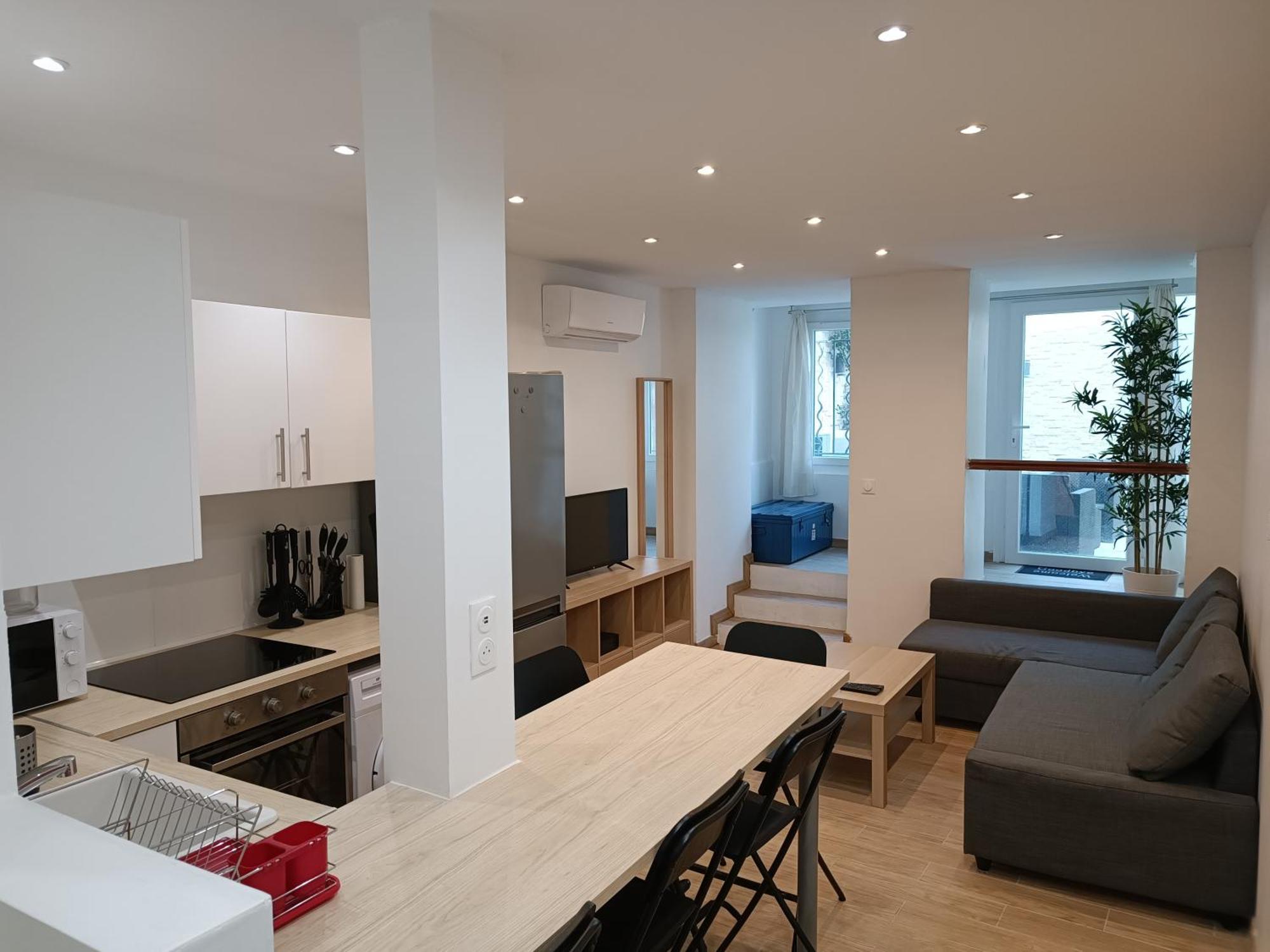 T3 Renove Avec Cour, Intra Muros Avignon Extérieur photo